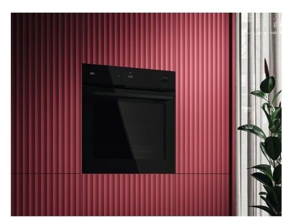 AEG NBR7P731SB 7000 Meal Assist with Steam Crisp Integrated Oven 72 l A++ Black