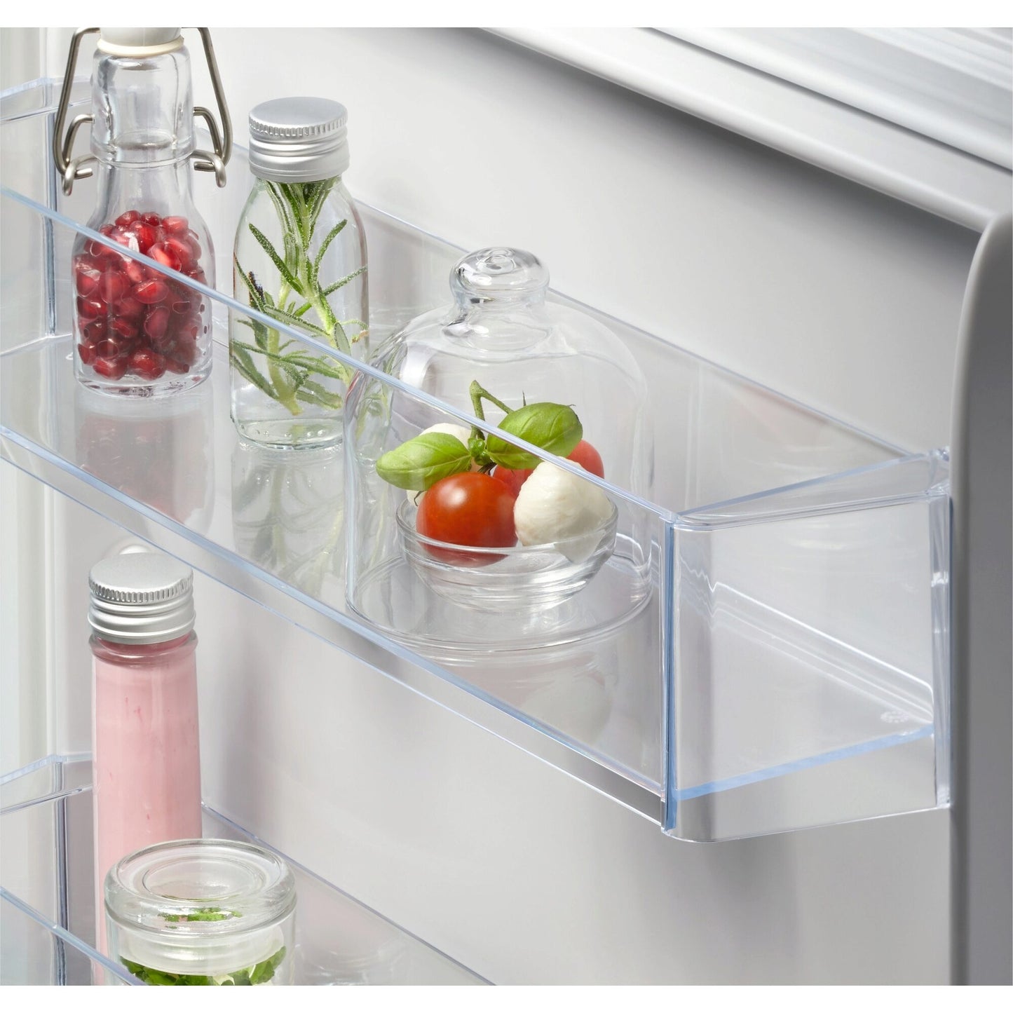AEG OSC5S185ES Fully Integrated Low Frost Fridge Freezer
