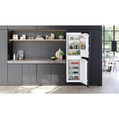 Siemens KI85NNFE0G 177cm IQ-100 Integrated 50/50 Frost Free Fridge Freezer