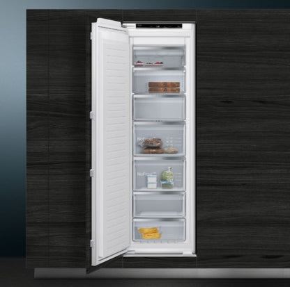 Siemens GI81NVEE0G 177cm IQ-300 Integrated In Column Frost Free Freezer