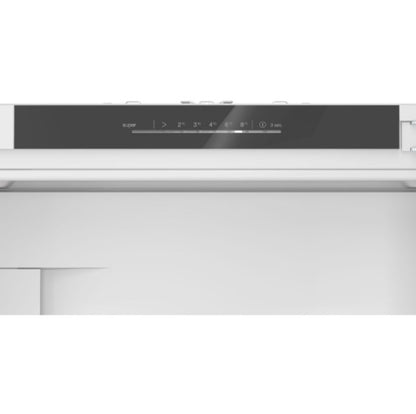 Bosch KIL82VFE0G 177cm Series 4 Integrated In Column Fridge With Ice Box