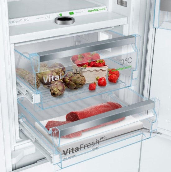 Bosch KIF86PFE0 177cm Series 8 Integrated 60/40 Frost Free Fridge Freezer