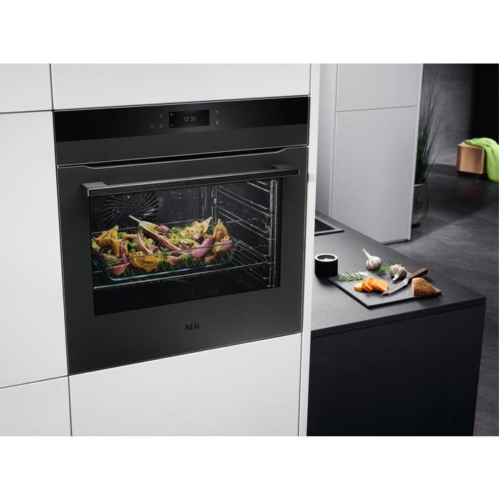 AEG BPK748380T Pyrolytic Single Oven Matt Black Collection