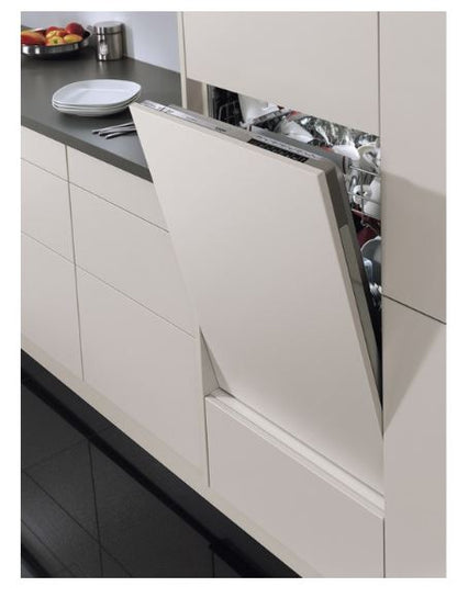 AEG FSK74607Z 7000 Glass Care Fully integrated Dishwasher with AirDry Technology