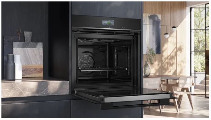 Siemens HB776G1B1B IQ-700 Pyrolytic Multifunction Single Oven BLACK